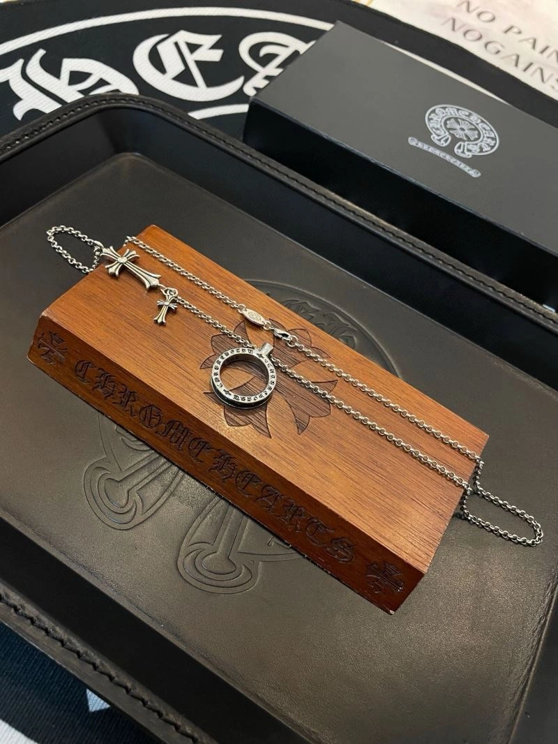 SoftTouch Chrome Hearts Necklaces 240519
