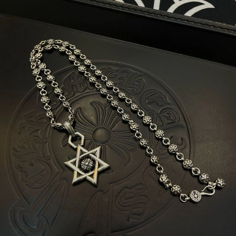 Cozy Chrome Hearts Necklaces 240482