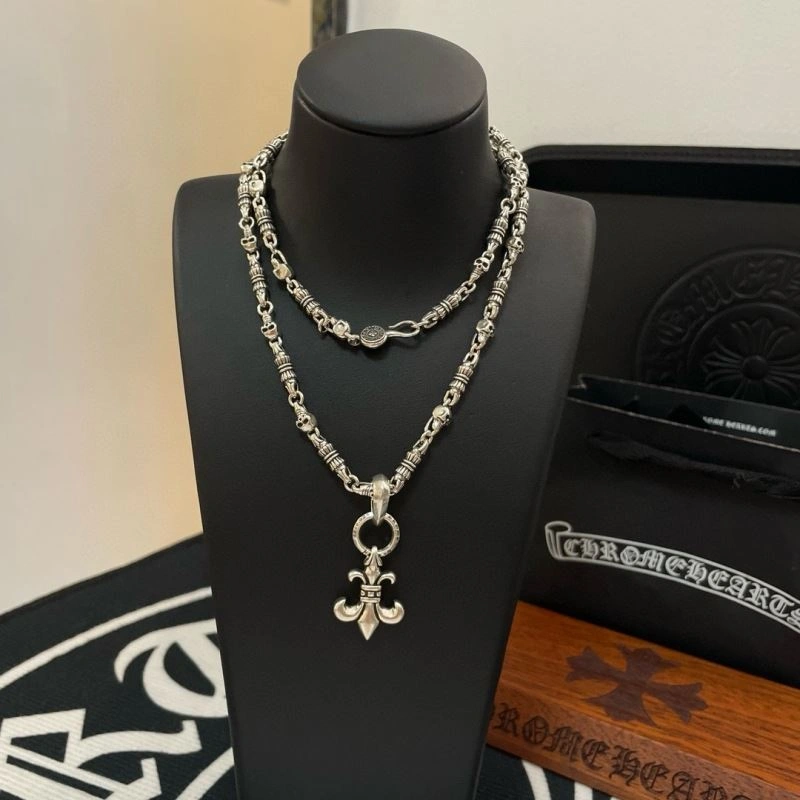 Stylish Chrome Hearts Necklaces 240487