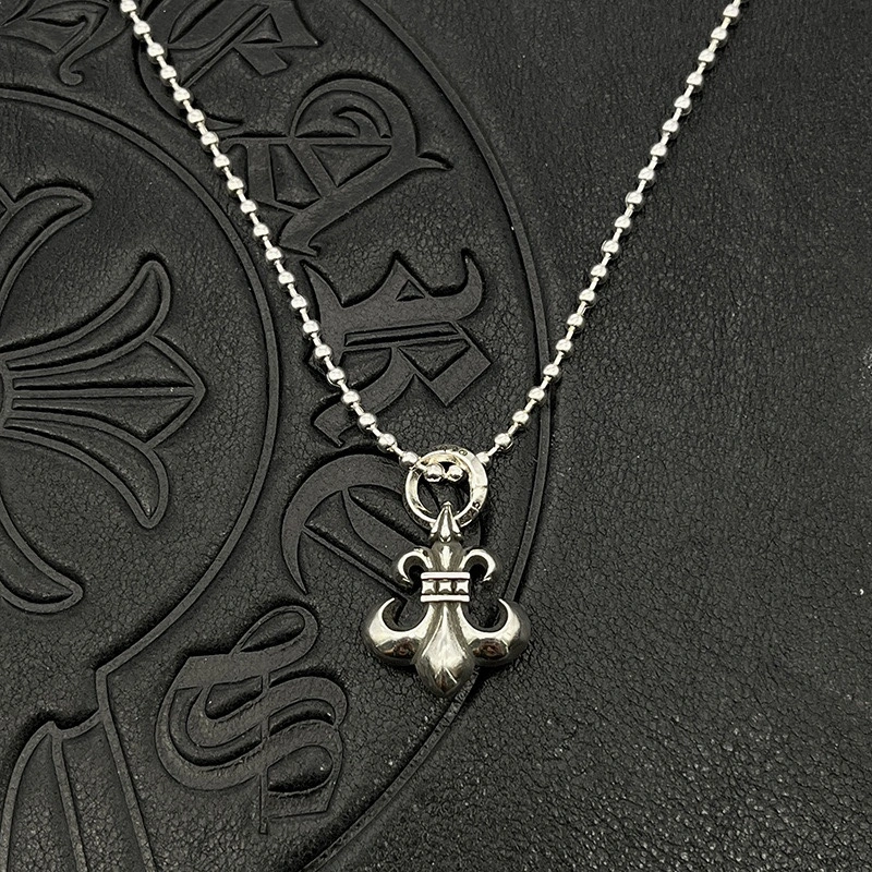 SoftTouch Chrome Hearts Necklaces 240479
