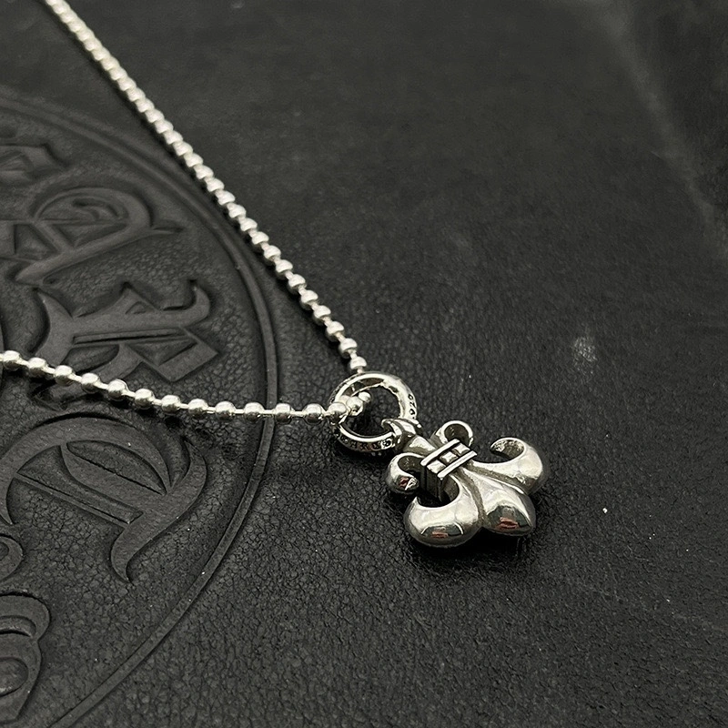 SoftTouch Chrome Hearts Necklaces 240479