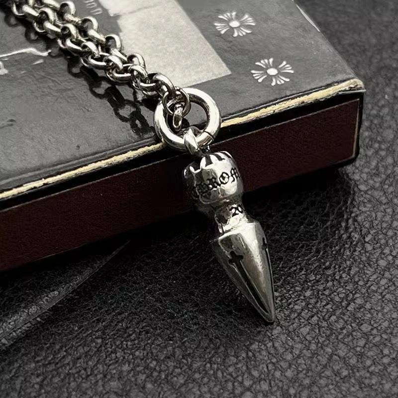Stylish Chrome Hearts Necklaces 240470