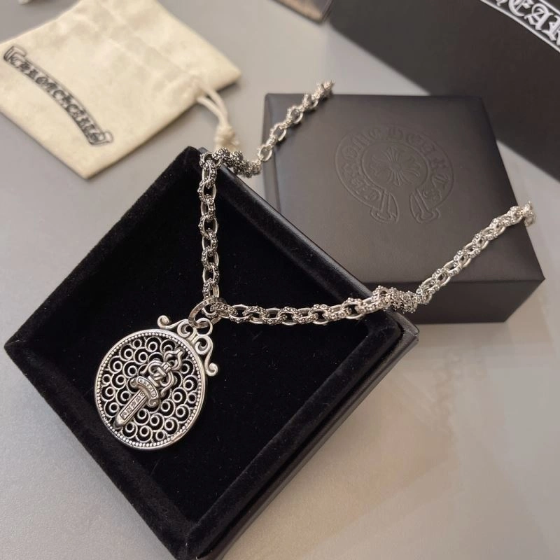 Versatile Chrome Hearts Necklaces 240435