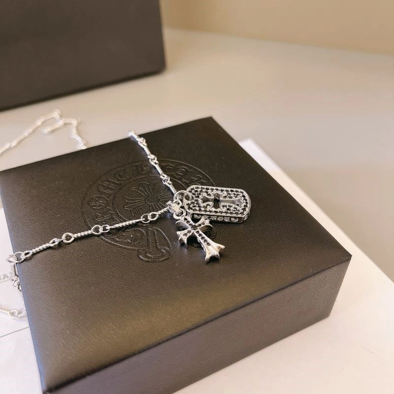 Chrome Hearts Necklaces Stylish 240188