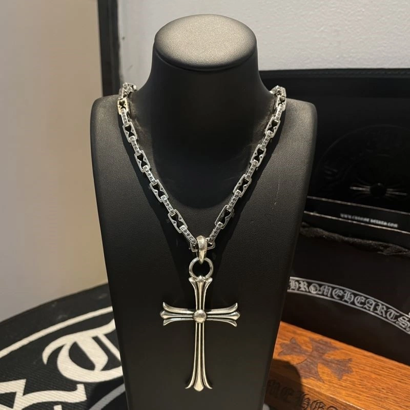 Snug Chrome Hearts Necklaces 240191