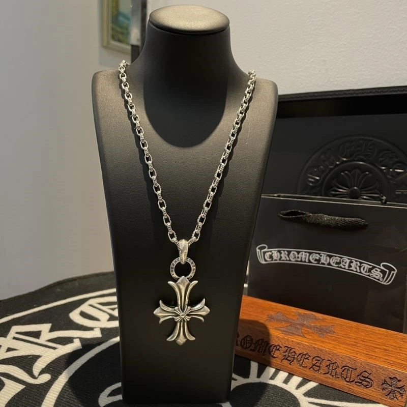 Comfortable Chrome Hearts Necklaces 240175