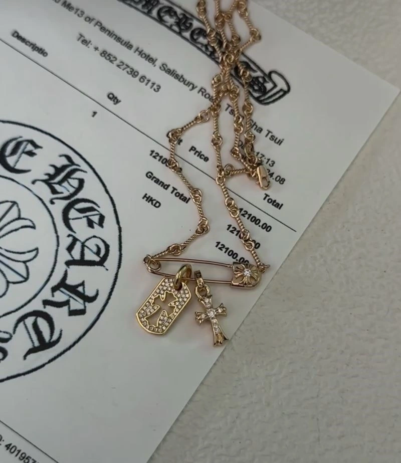 Seasonal Chrome Hearts Necklaces 240170