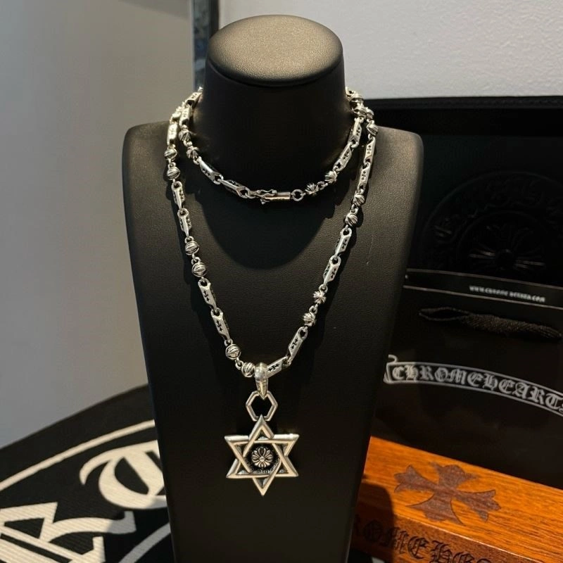 Contemporary Chrome Hearts Necklaces 240159
