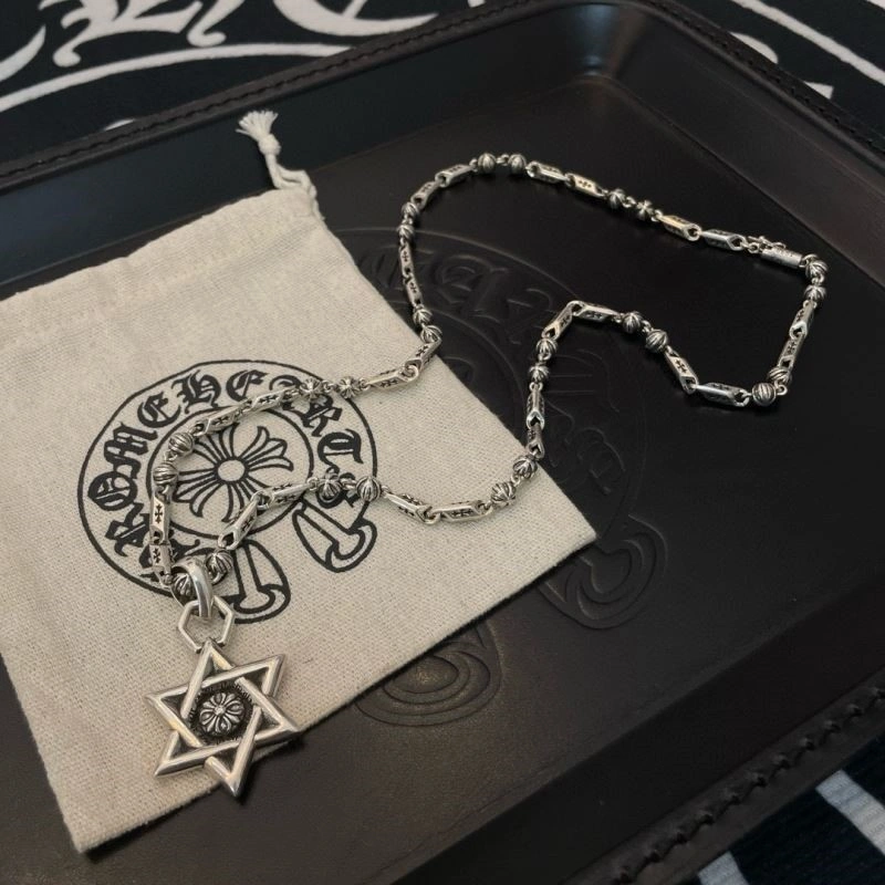 Contemporary Chrome Hearts Necklaces 240159