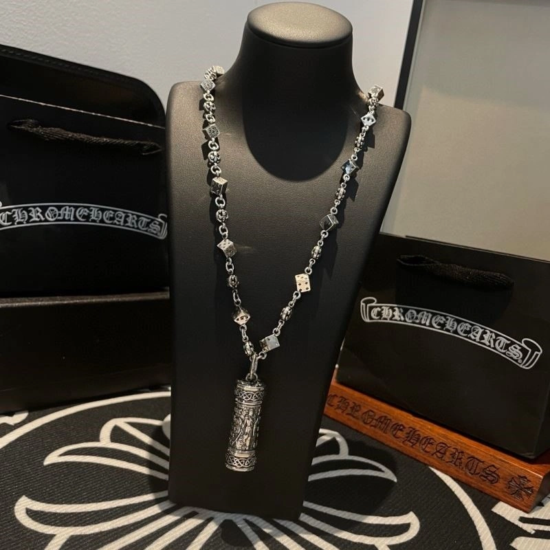 Functional Chrome Hearts Necklaces 240148