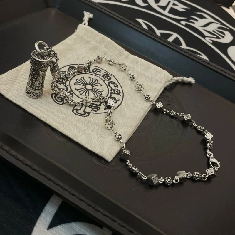 Functional Chrome Hearts Necklaces 240148