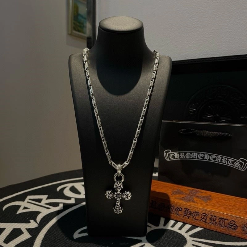 Packable Chrome Hearts Necklaces 240127