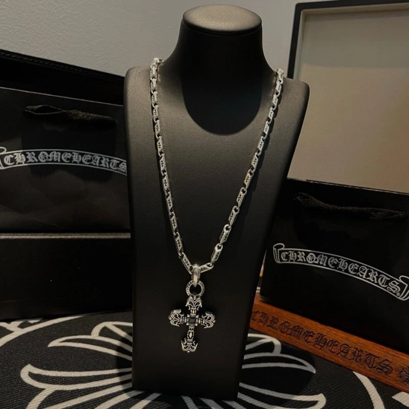 Packable Chrome Hearts Necklaces 240127