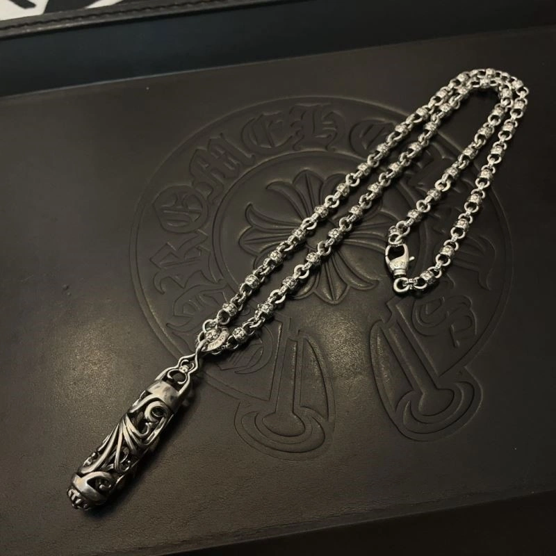 Vibrant Chrome Hearts Necklaces 240058