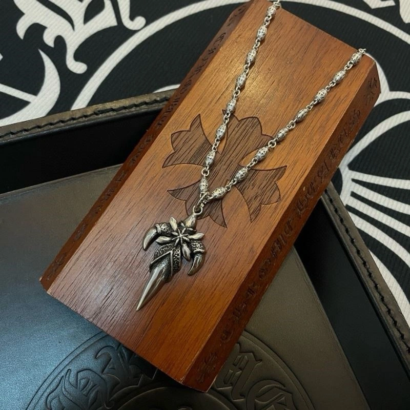 SmoothTexture Chrome Hearts Necklaces 240032