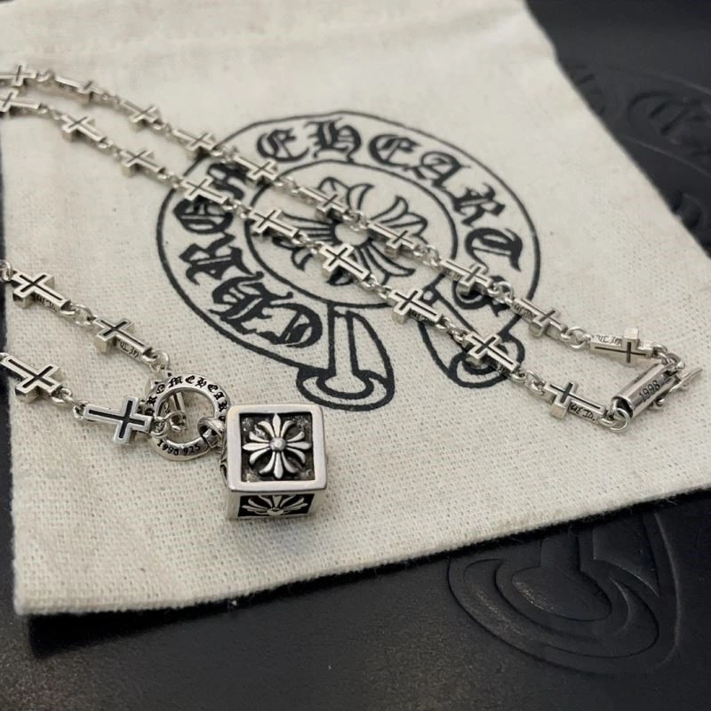 Sophisticated Chrome Hearts Necklaces 239970