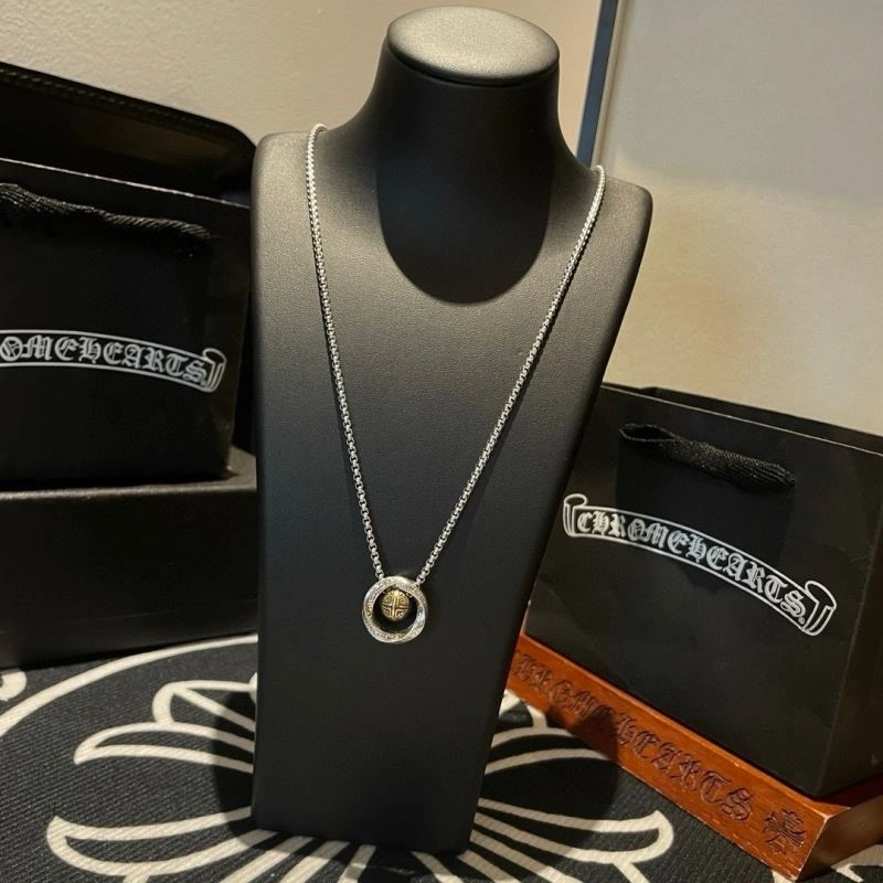 Effortless Chrome Hearts Necklaces 239959