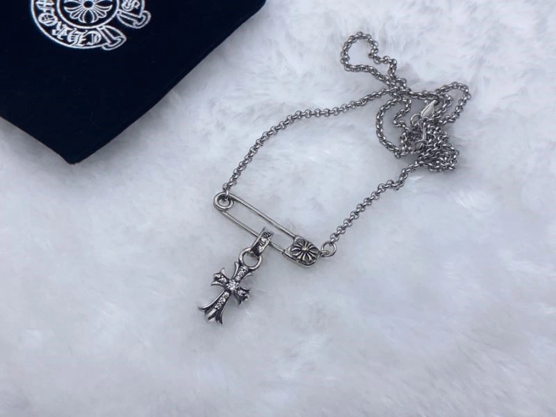 Sleek Chrome Hearts Necklaces 239953