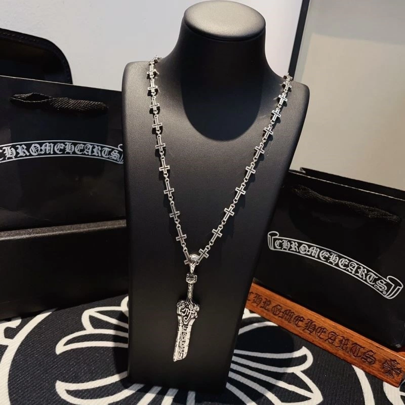 Bold Chrome Hearts Necklaces 239942