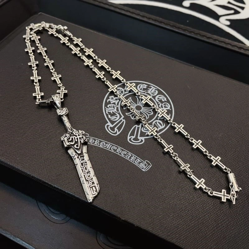 Bold Chrome Hearts Necklaces 239942