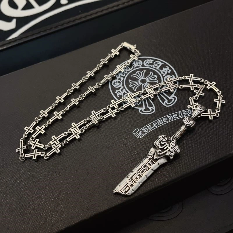 Bold Chrome Hearts Necklaces 239942