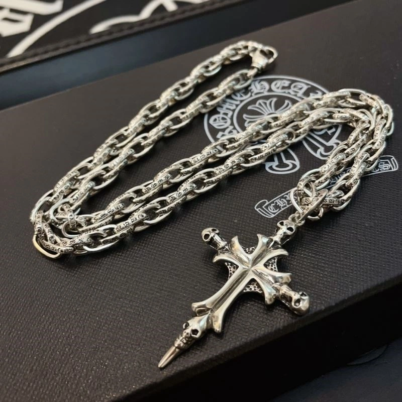Vibrant Chrome Hearts Necklaces 239565