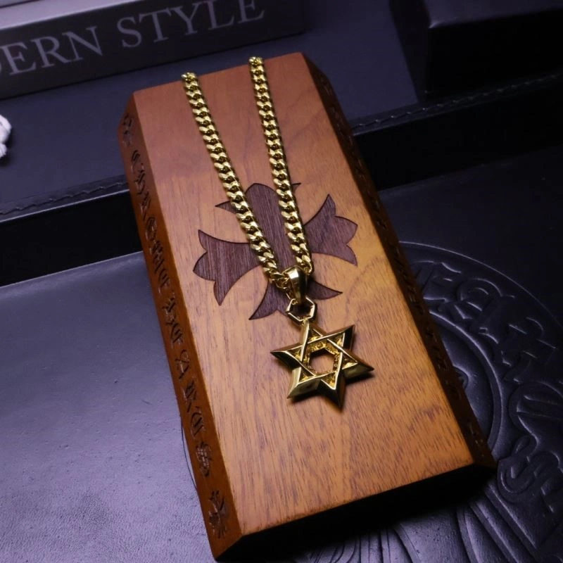 Elegant Chrome Hearts Necklaces 239559