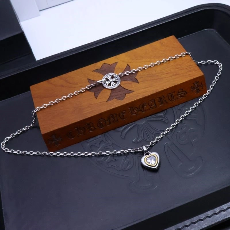 Vibrant Chrome Hearts Necklaces 239560
