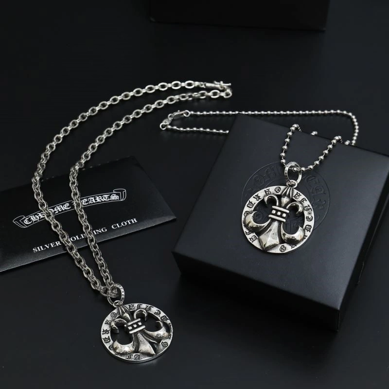 Sleek Chrome Hearts Necklaces 239536
