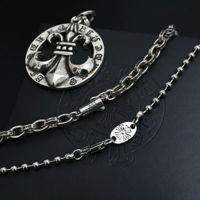 Sleek Chrome Hearts Necklaces 239536