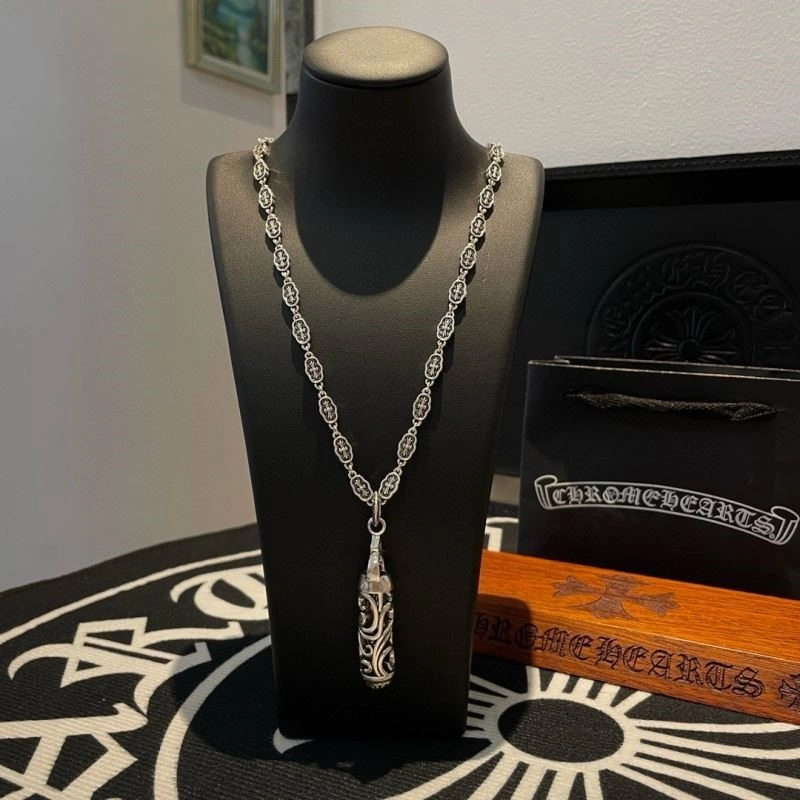 Vibrant Chrome Hearts Necklaces 239530