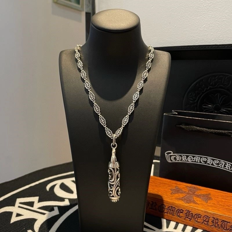 Vibrant Chrome Hearts Necklaces 239530