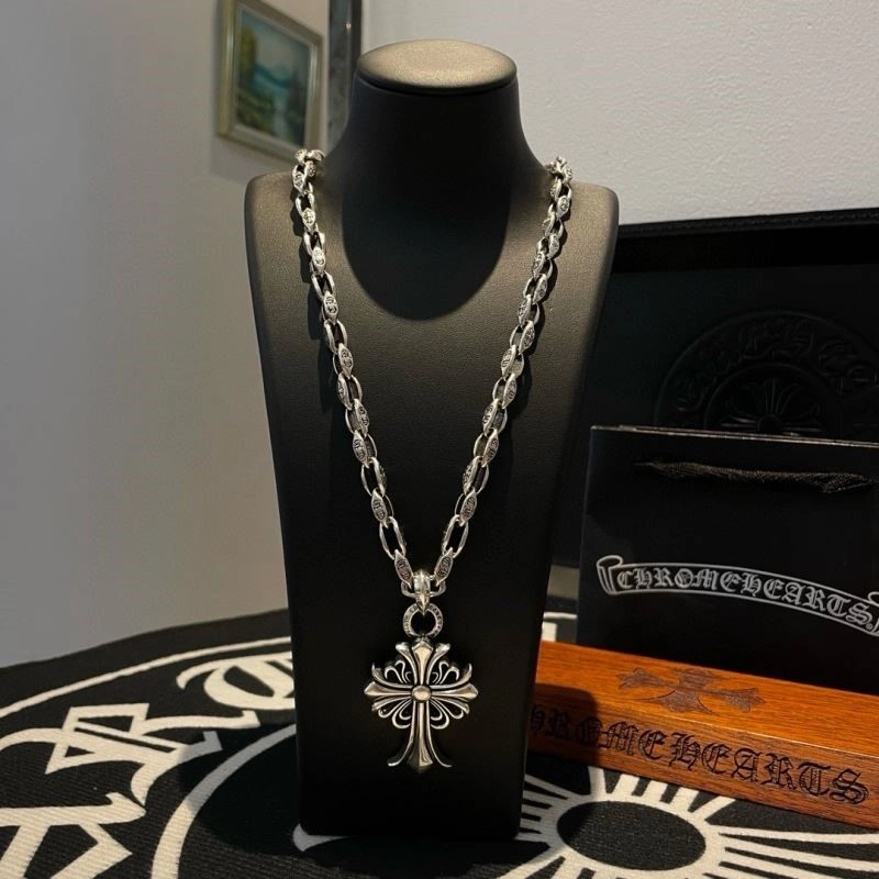 Fashionable Chrome Hearts Necklaces 239513