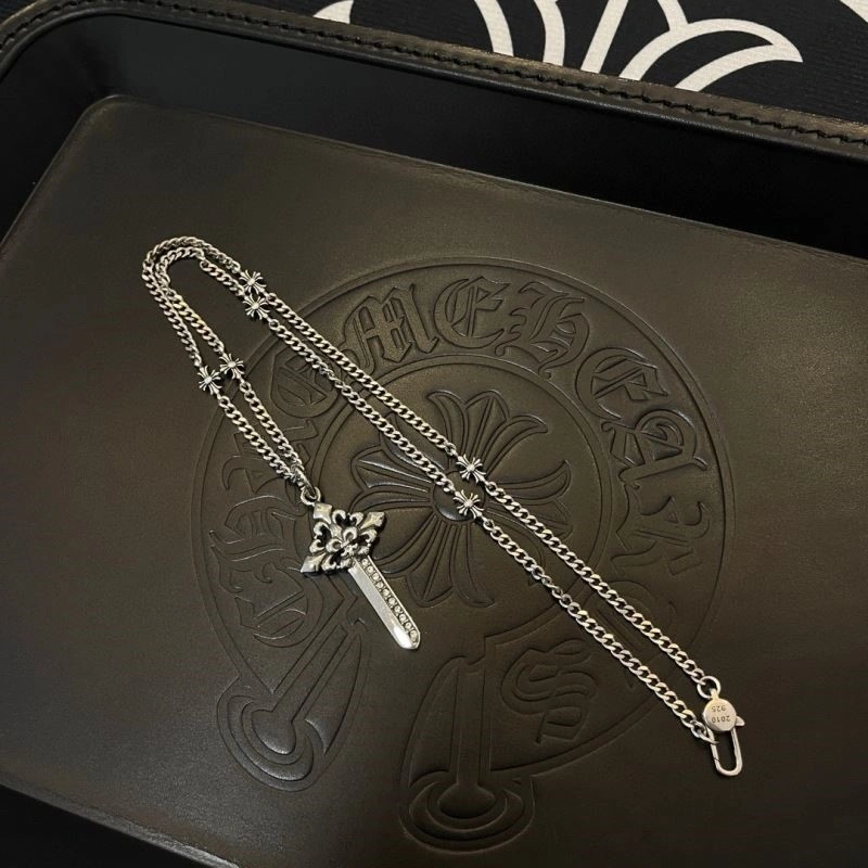Fashionable Chrome Hearts Necklaces 239477