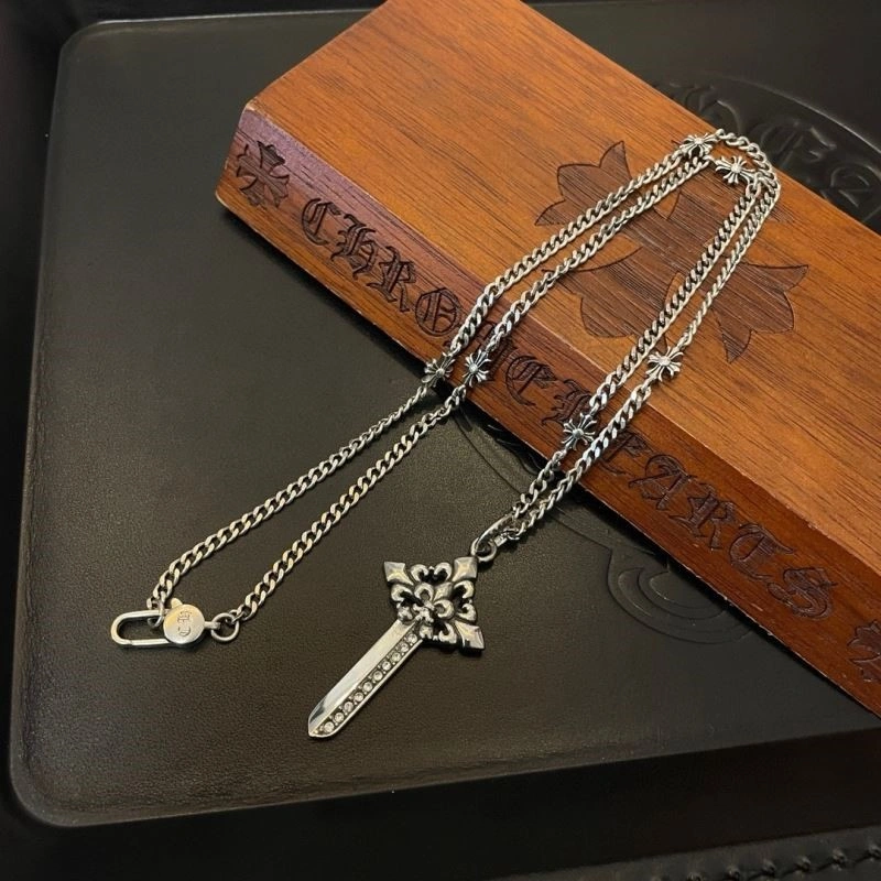 Fashionable Chrome Hearts Necklaces 239477