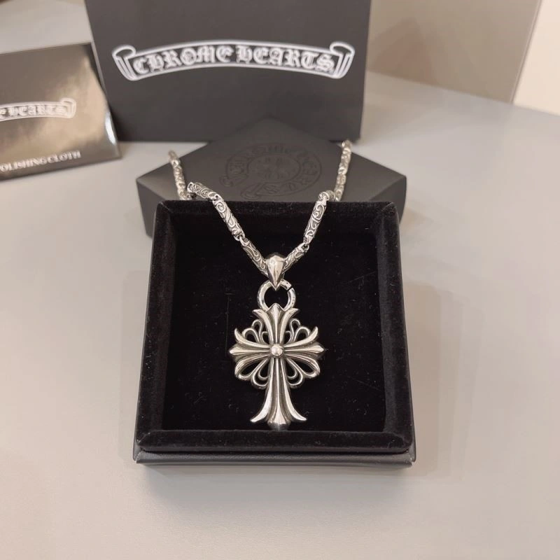 Breathable Chrome Hearts Necklaces 239430