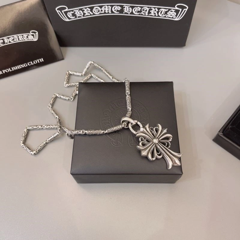 Breathable Chrome Hearts Necklaces 239430