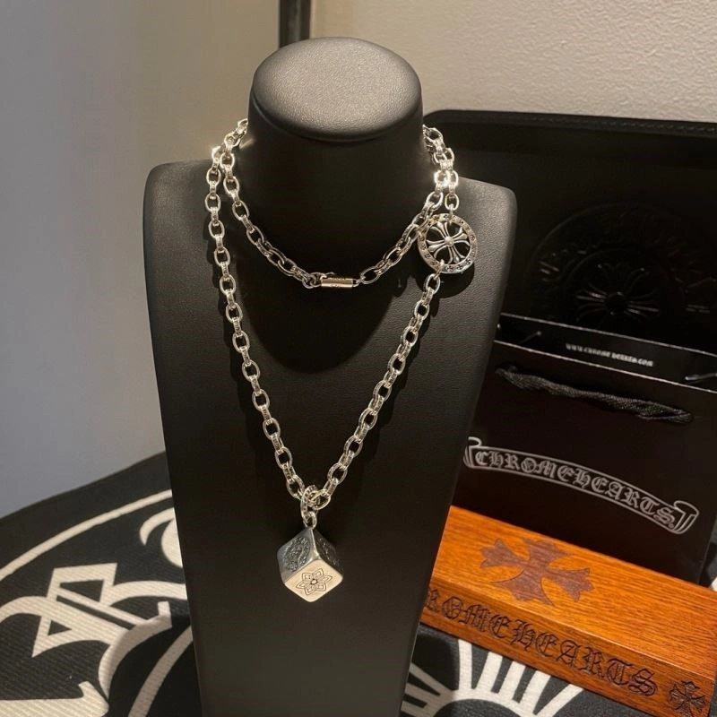 Flexible Chrome Hearts Necklaces 239406