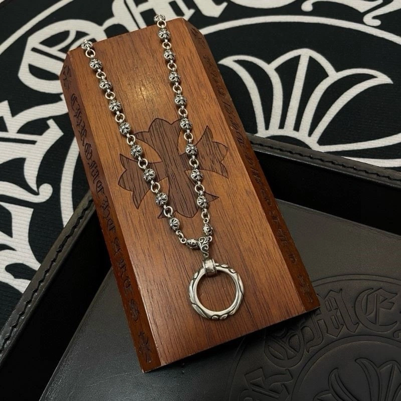 WrinkleFree Chrome Hearts Necklaces 239353