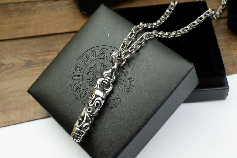 Sleek Chrome Hearts Necklaces 239360