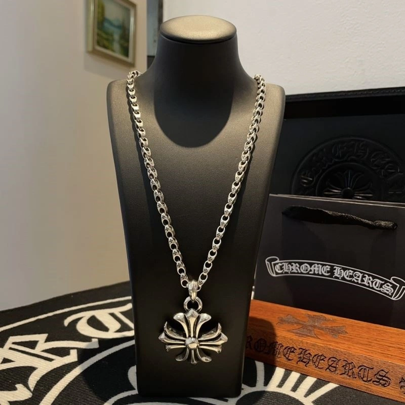 FashionForward Chrome Hearts Necklaces 239368