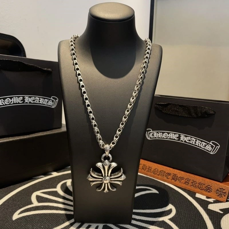 FashionForward Chrome Hearts Necklaces 239368