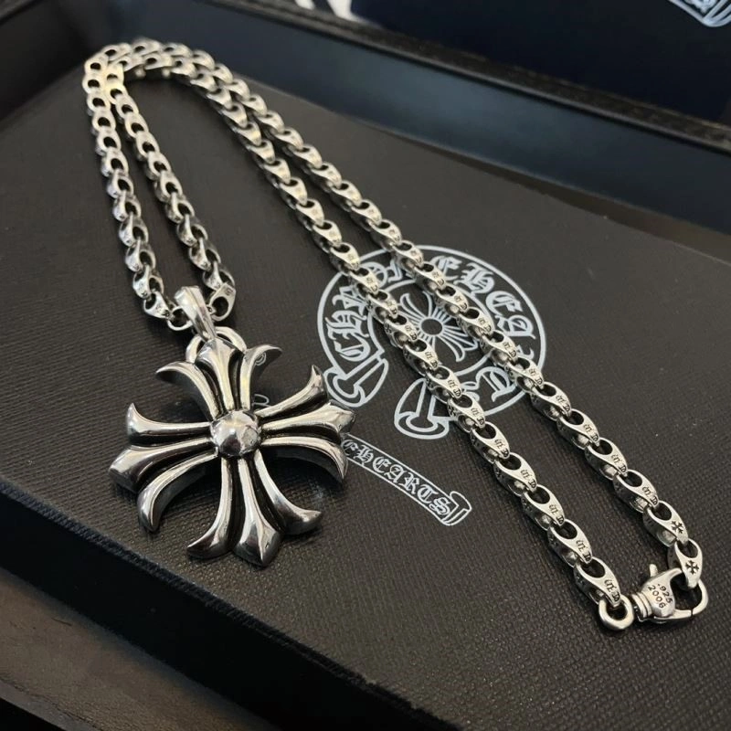 FashionForward Chrome Hearts Necklaces 239368