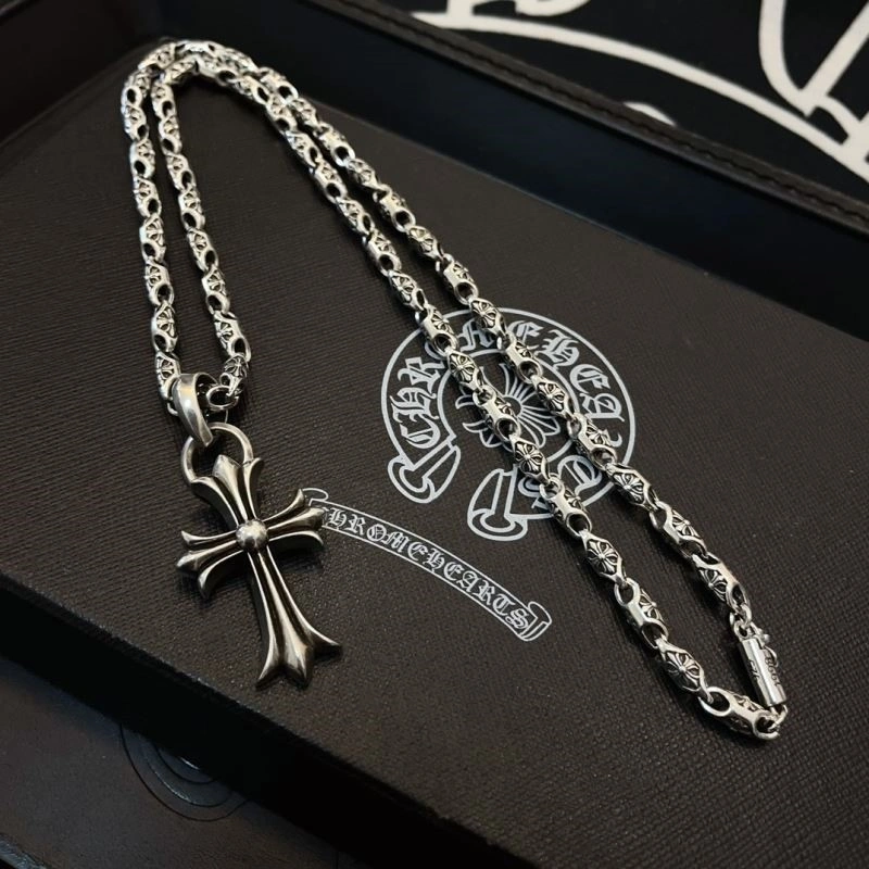 Bright Chrome Hearts Necklaces 239376
