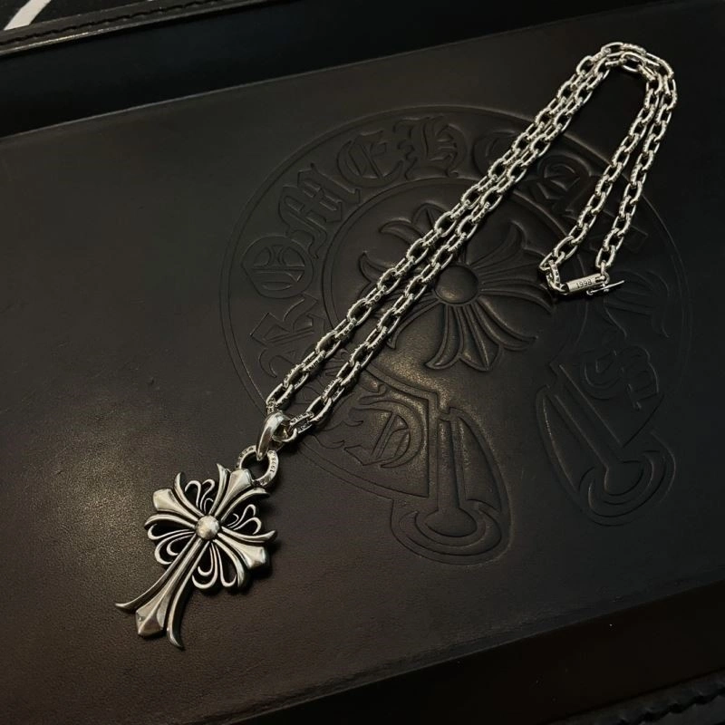 Sleek Chrome Hearts Necklaces 239282