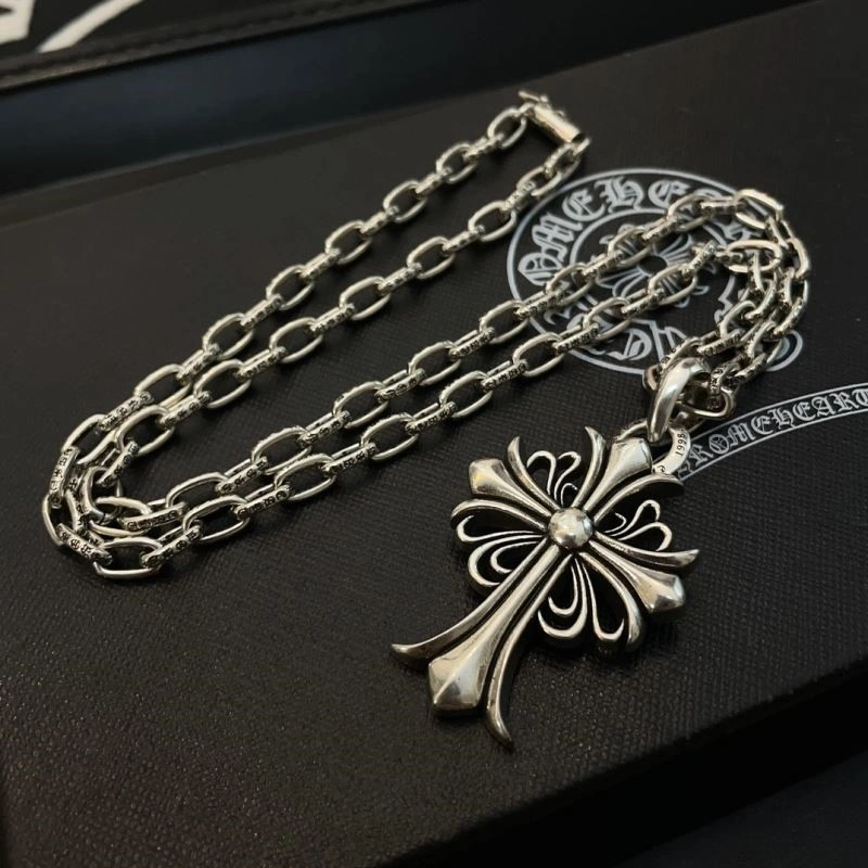 Sleek Chrome Hearts Necklaces 239282