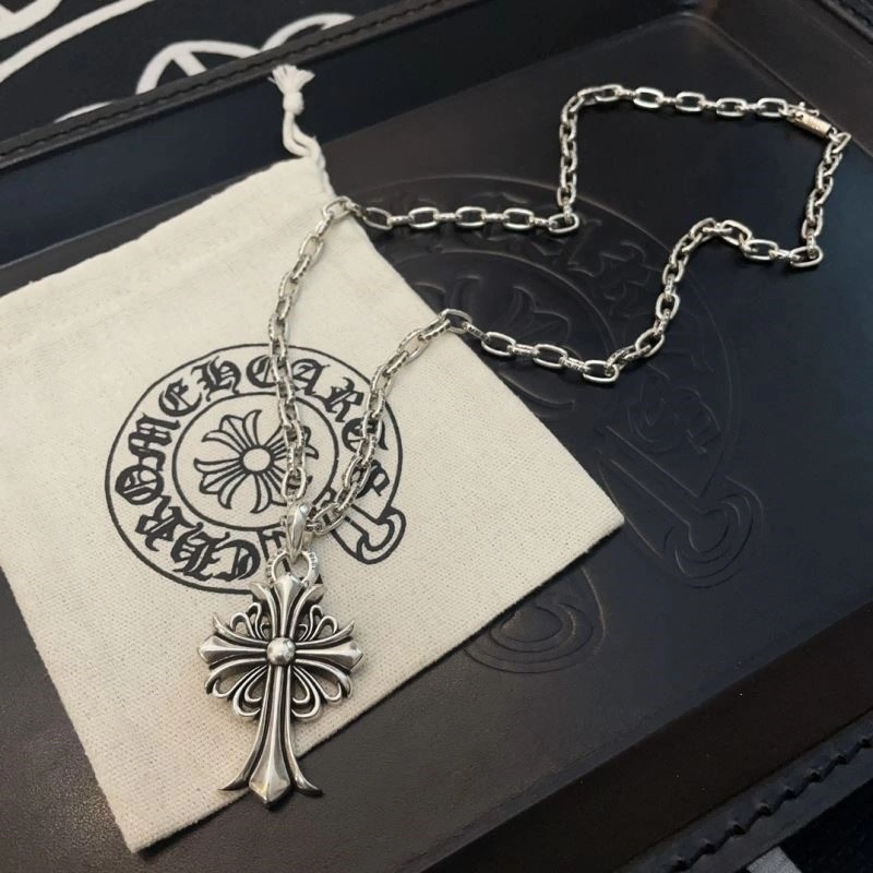 Sleek Chrome Hearts Necklaces 239282