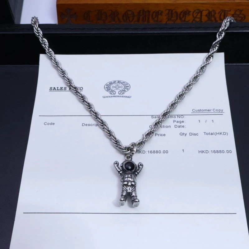 Thermal Chrome Hearts Necklaces 239235