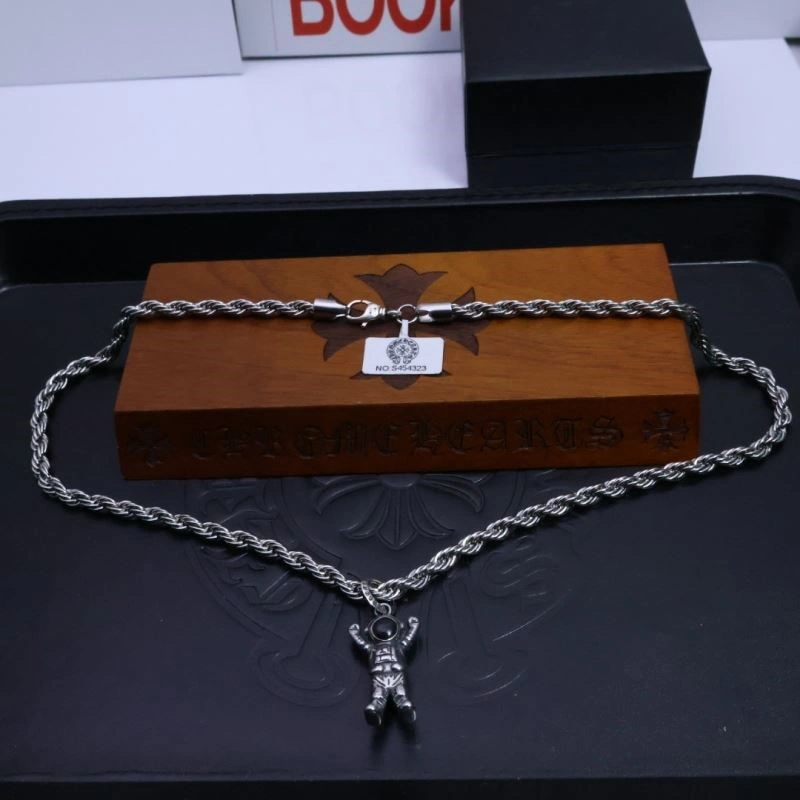 Thermal Chrome Hearts Necklaces 239235