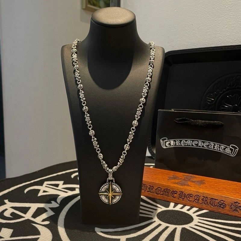 Lightweight Chrome Hearts Necklaces 239200